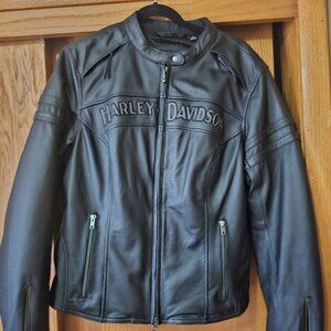 HARLEY Davidson women's leather jacket with detached hooded sweatshirt